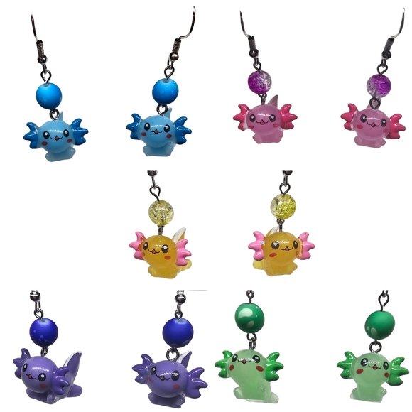 Cute Blue Axolotl Earrings - Handmade‎ - Hypoallergenic (Dangle w/ hook) - Picture 4 of 4